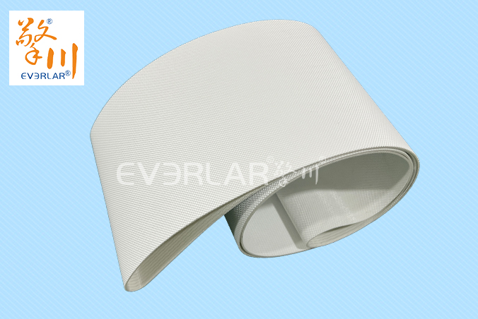 食品級白色PU鉆石紋輸送帶耐磨防滑適配餅干生產(chǎn)線包裝機皮帶