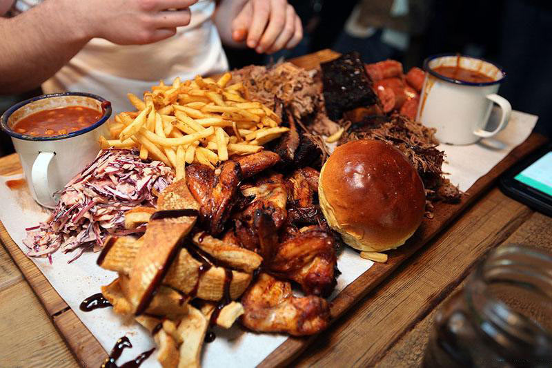 央視批有的大胃王吃播浪費嚴(yán)重